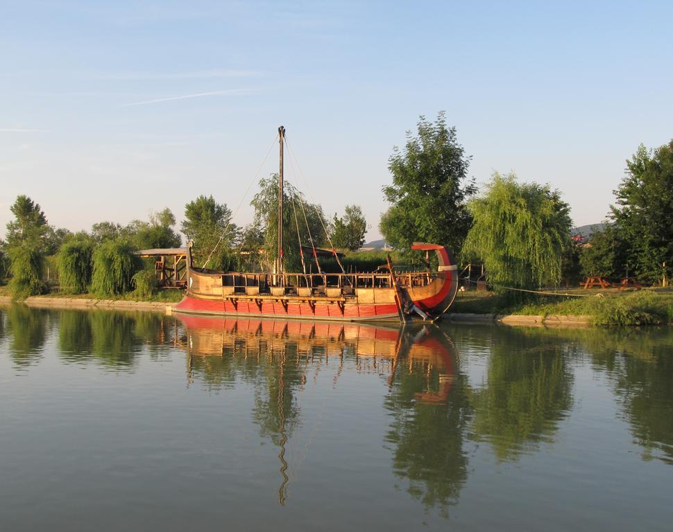Penzion Eko Park Piestany Buitenkant foto