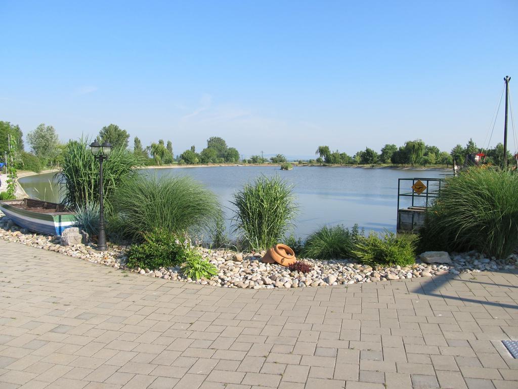 Penzion Eko Park Piestany Buitenkant foto